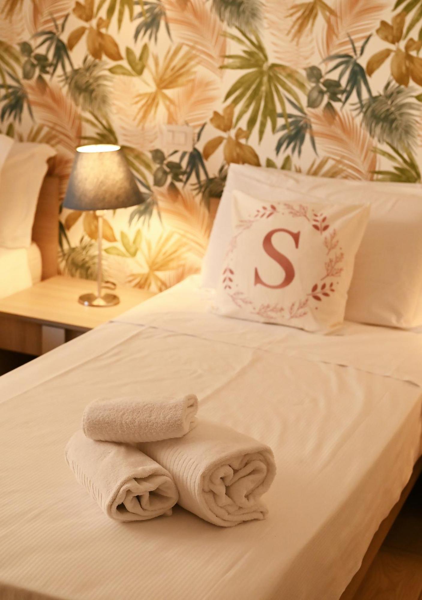 B&B Bovio Square XIV نابولي المظهر الخارجي الصورة