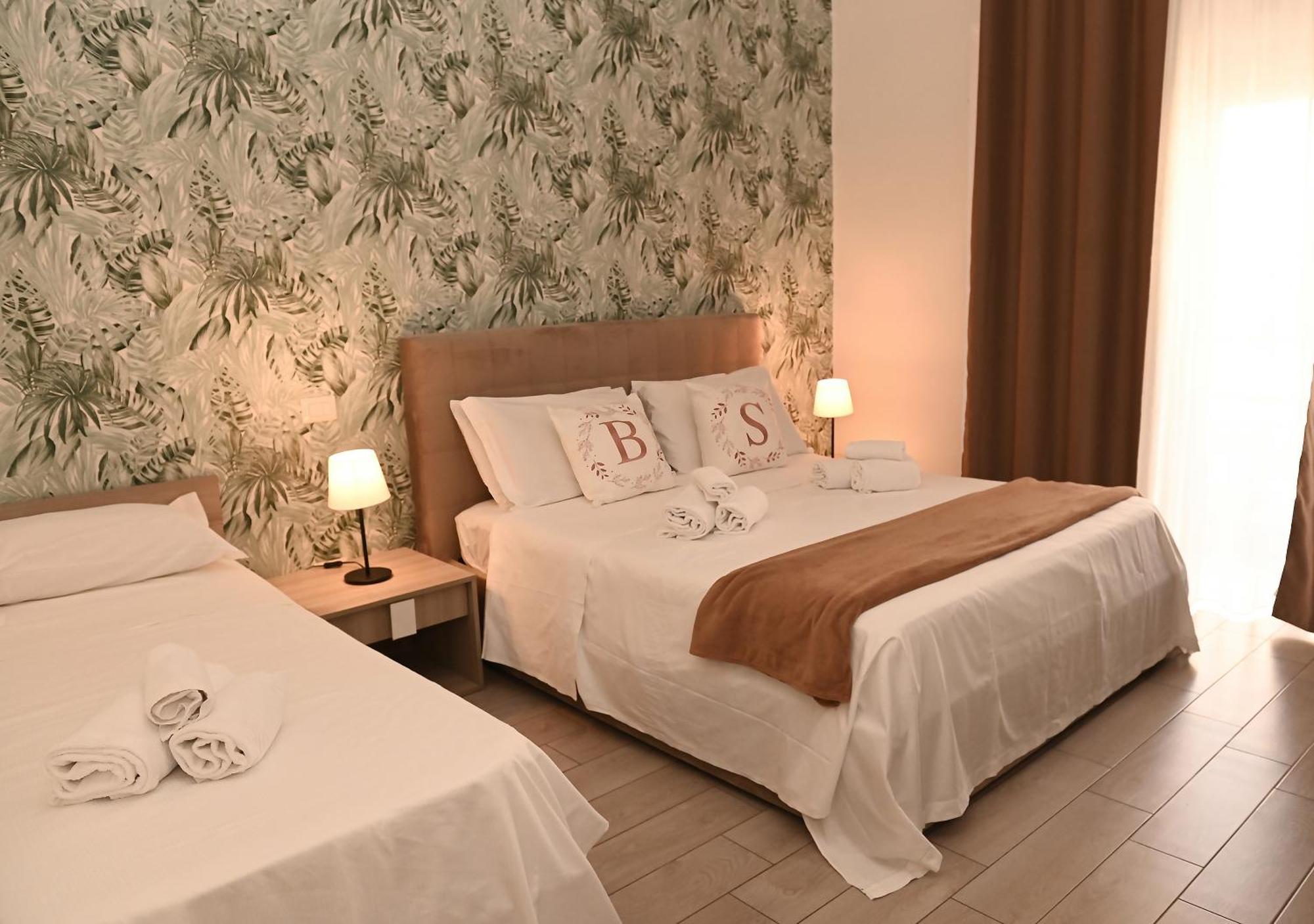 B&B Bovio Square XIV نابولي المظهر الخارجي الصورة
